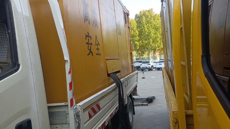 保康如何判断柴油发电机组和UPS电源的切换时间是否符合要求？
