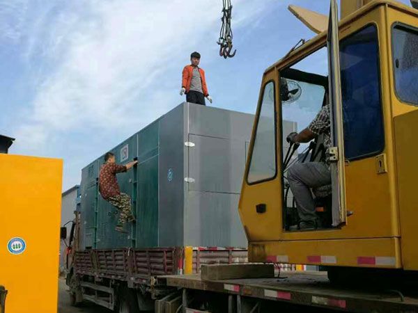 保康如何判断水冷式机油散热器密封件是否需要更换？